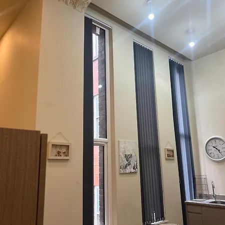 Barrow * Leeds (West Yorkshire)