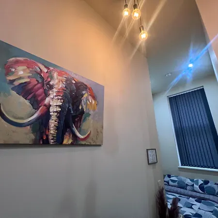 Barrow * Leeds (West Yorkshire)